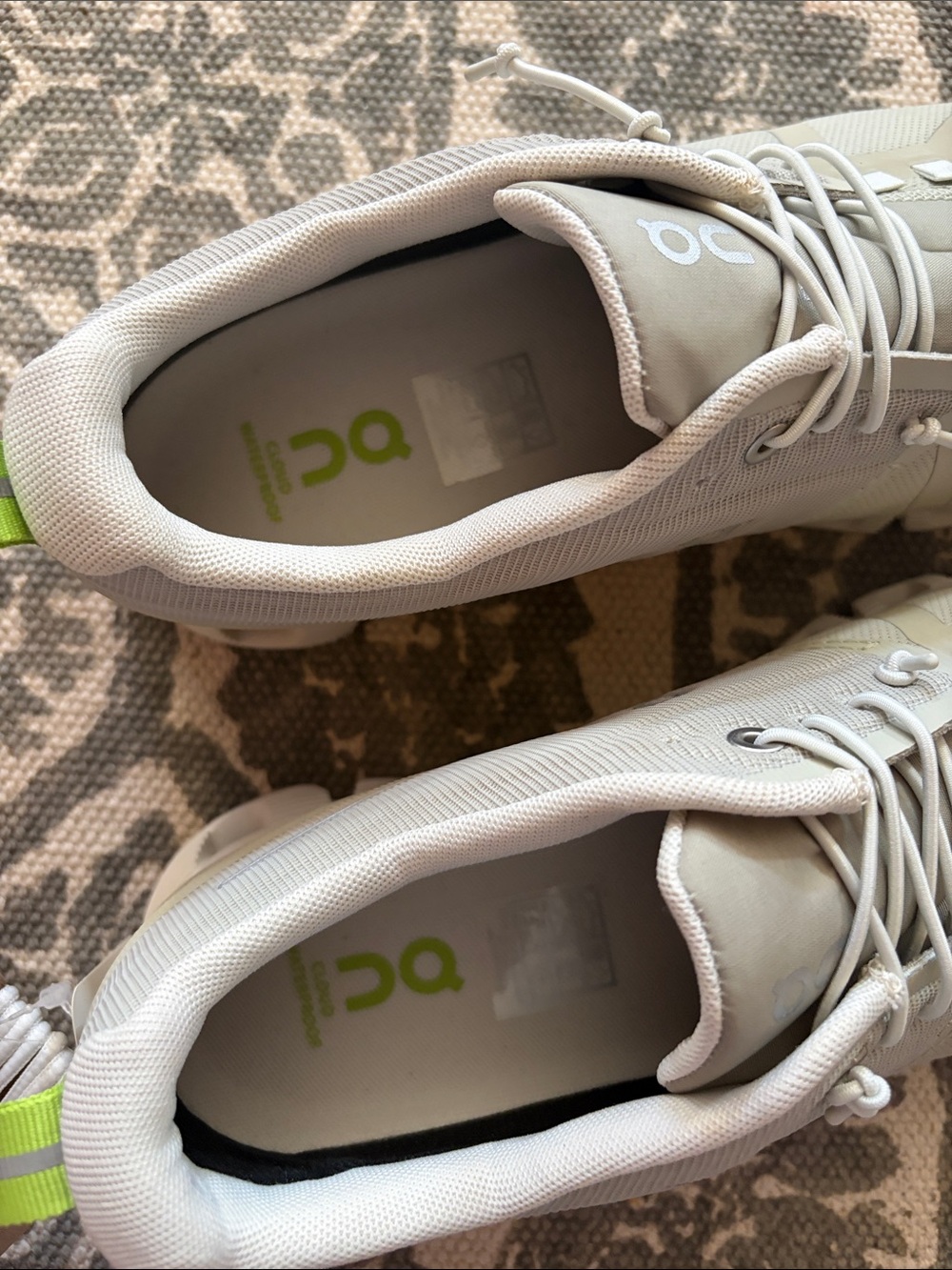 On Cloud 5 Waterproof Sneakers ☁️ - Picture 2 of 5
